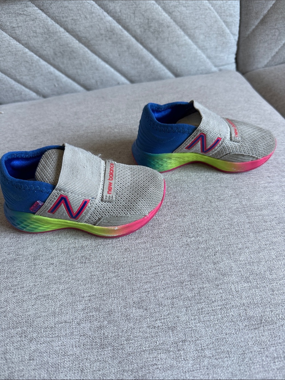 New Balance Toddler Kids Gray & Blue Slip-On Sneakers with Rainbow Sole Accents